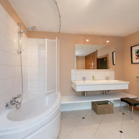 Medieval Farmhouse With Private Garden 別荘 ウェーム