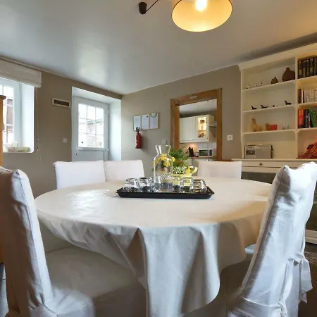 Medieval Farmhouse With Private Garden